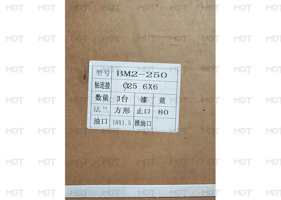 나라 기계를 꿰뚫기 위한 고압 OMR 400 BMR 윈치 수력 원동기
